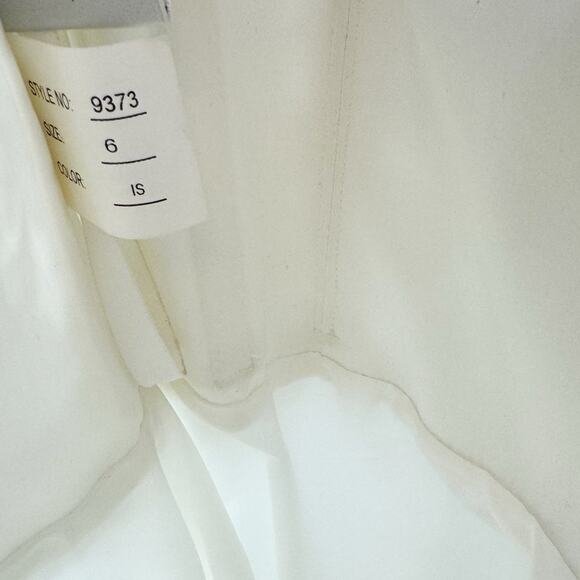 Allure Bridals Womens Wedding Dress Style 9373 Ivory Silver Beaded A-Line Sz 6 - Picture 8 of 14